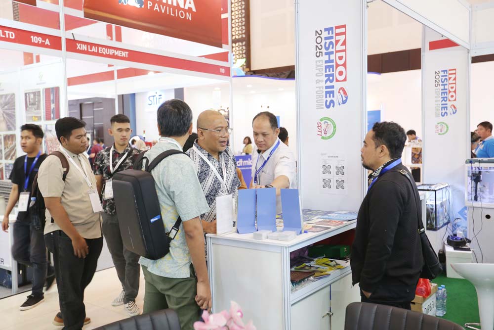 Industry professionals at a fisheries exhibition